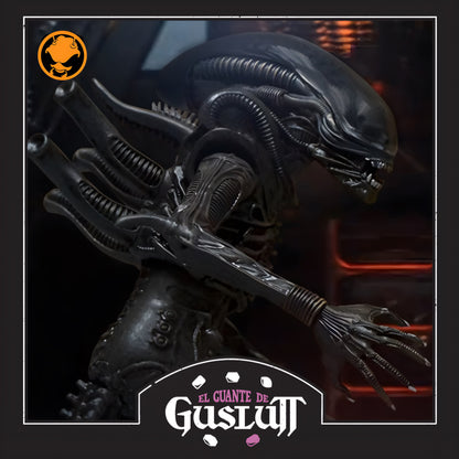 Mezco Toys “Big Chap” Alien