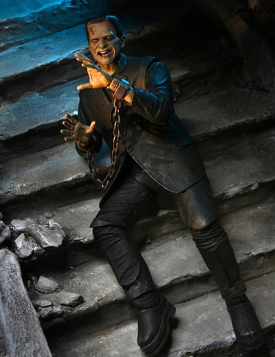 Figura NECA Universal Monsters Frankenstein Versión Ultimate