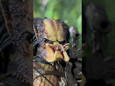 Figura NECA Predator Jungle Hunter Versión Ultimate