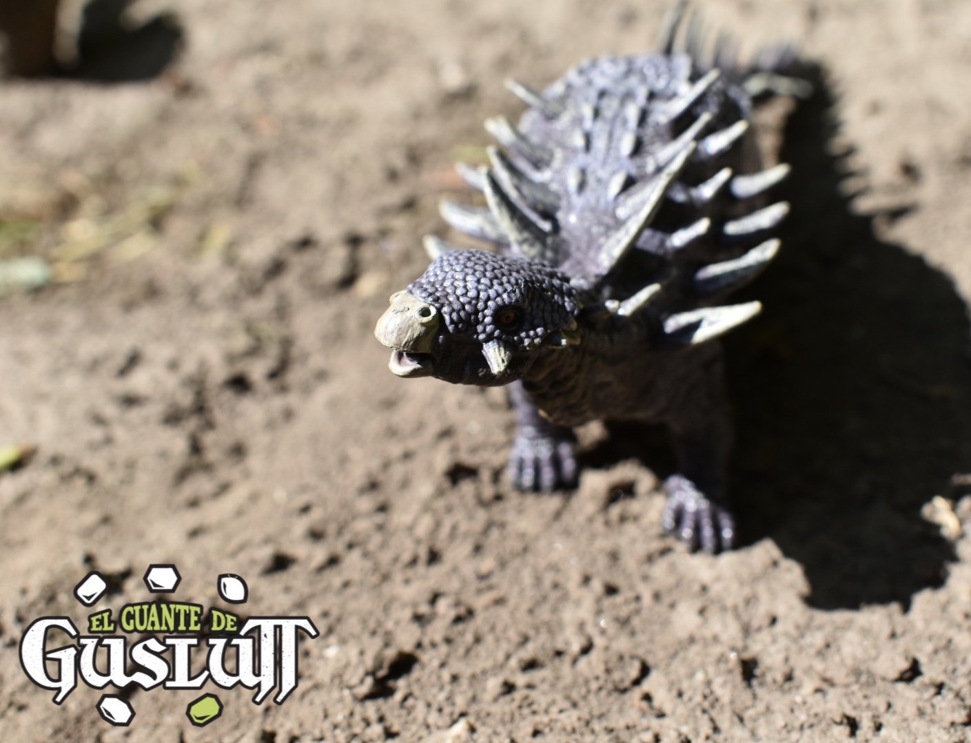 Papo Polacanthus - El Guante de Guslutt