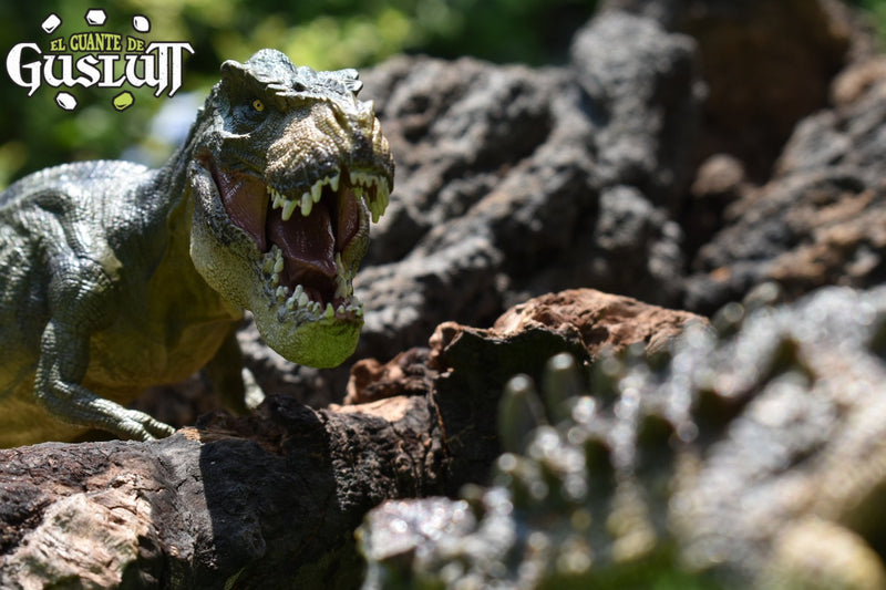 T-Rex Corriendo verde - El Guante de Guslutt