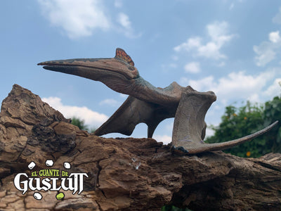 Papo Quetzalcoatlus - El Guante de Guslutt