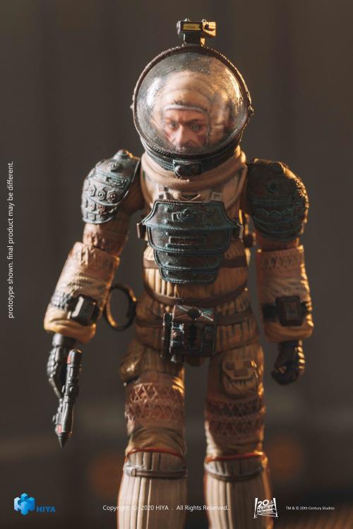 Hiya Toys Alien Kane in Spacesuit