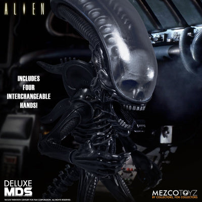 Figura Mezco Toyz Alien Set Exclusivo con Accesorios escala 1/10