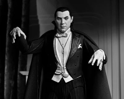 Figura NECA Universal Monsters Dracula Edición Blanco y Negro Versión Ultimate