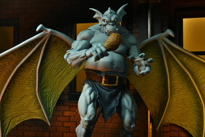 Figura NECA Gargoyles Broadway Versión Ultimate