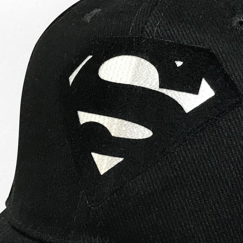 Gorra Superman Black & White Negra