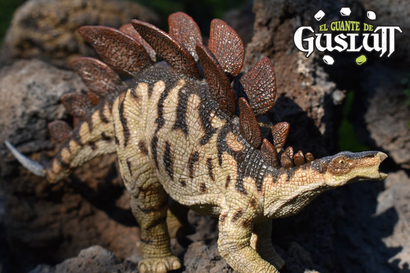 Papo Stegosaurus - El Guante de Guslutt