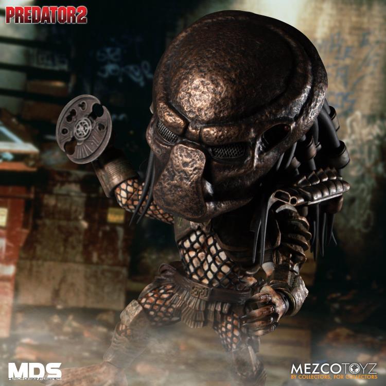 Mezco Toys Predator Deluxe 7 inch Action Figure