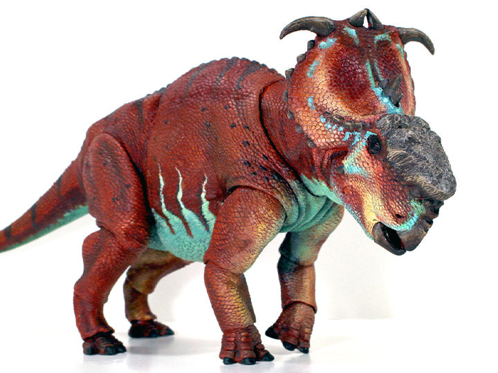 Beasts of the Mesozoic “Pachyrhinosaurus Lakustai”
