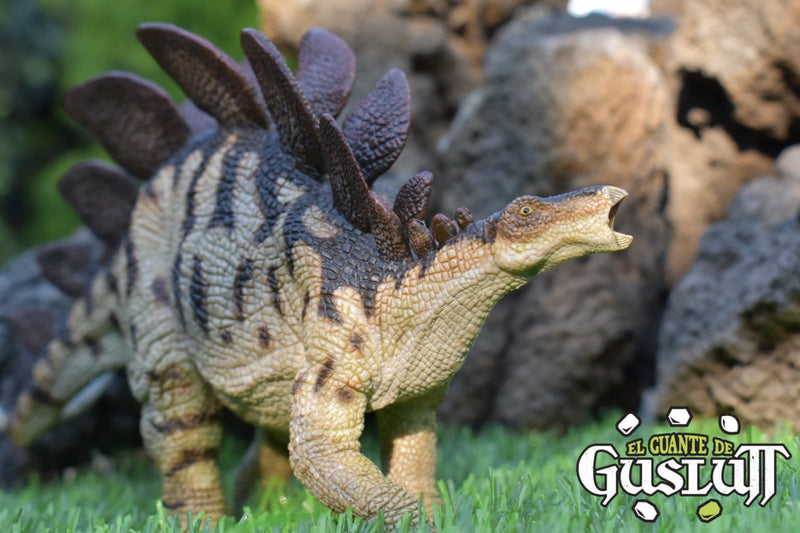 Papo Stegosaurus - El Guante de Guslutt